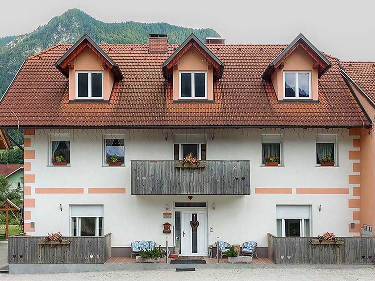 Aparthotel pr'Jakapč