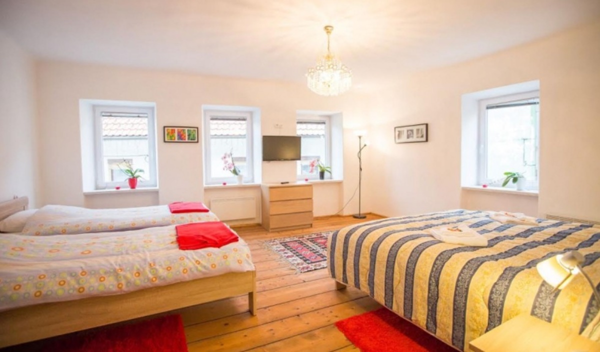 Apartma pr' Krofu